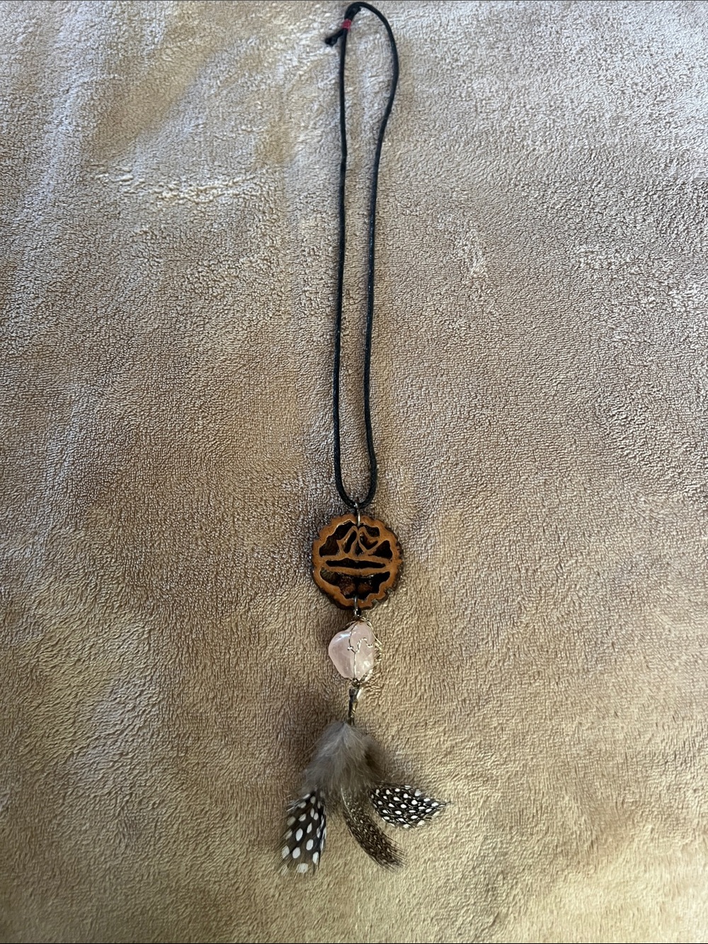 Vintage Boho Feather & Rose Quartz Pendant Necklace - Black Cord
